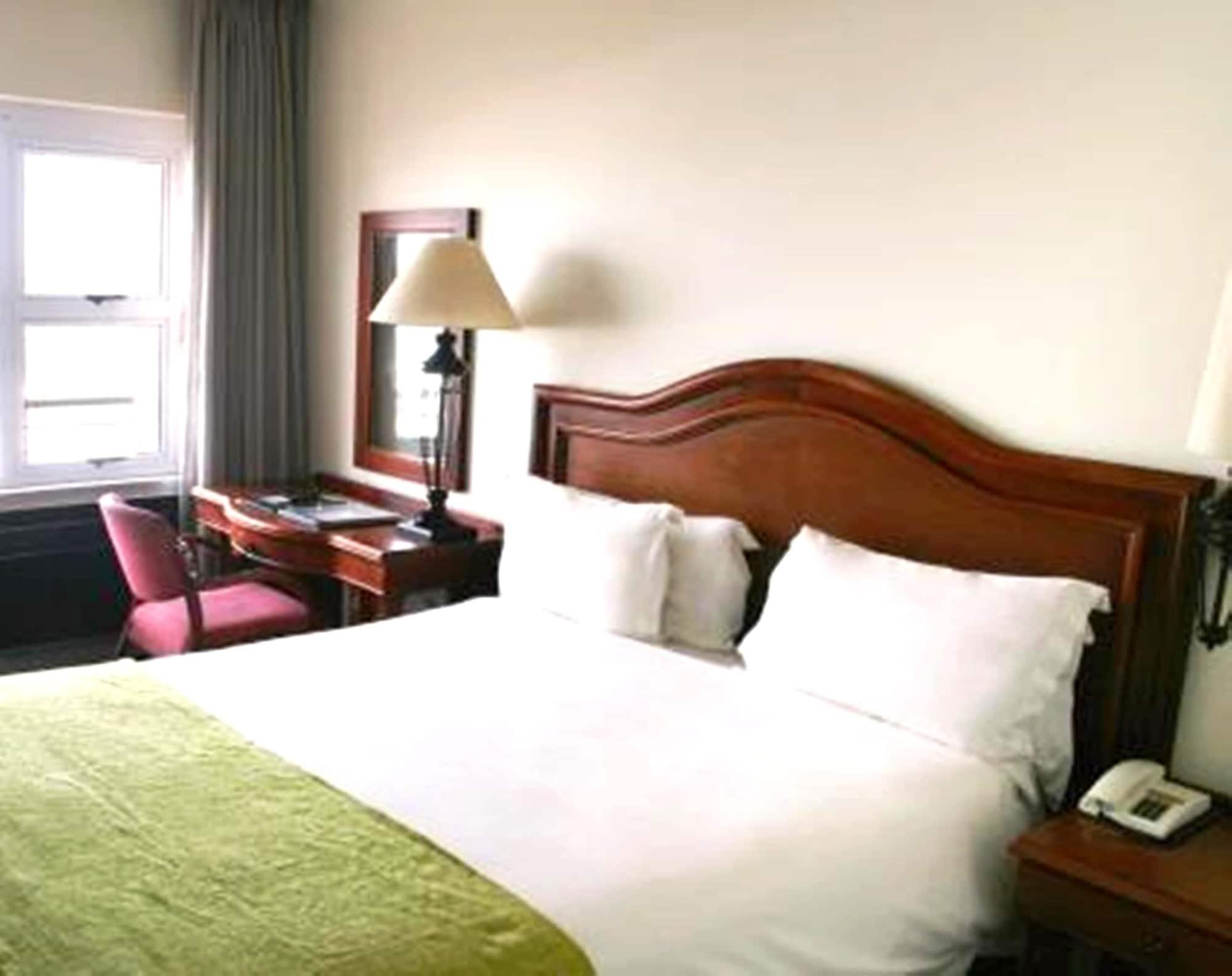 Premier Hotel Regent East London Kültér fotó